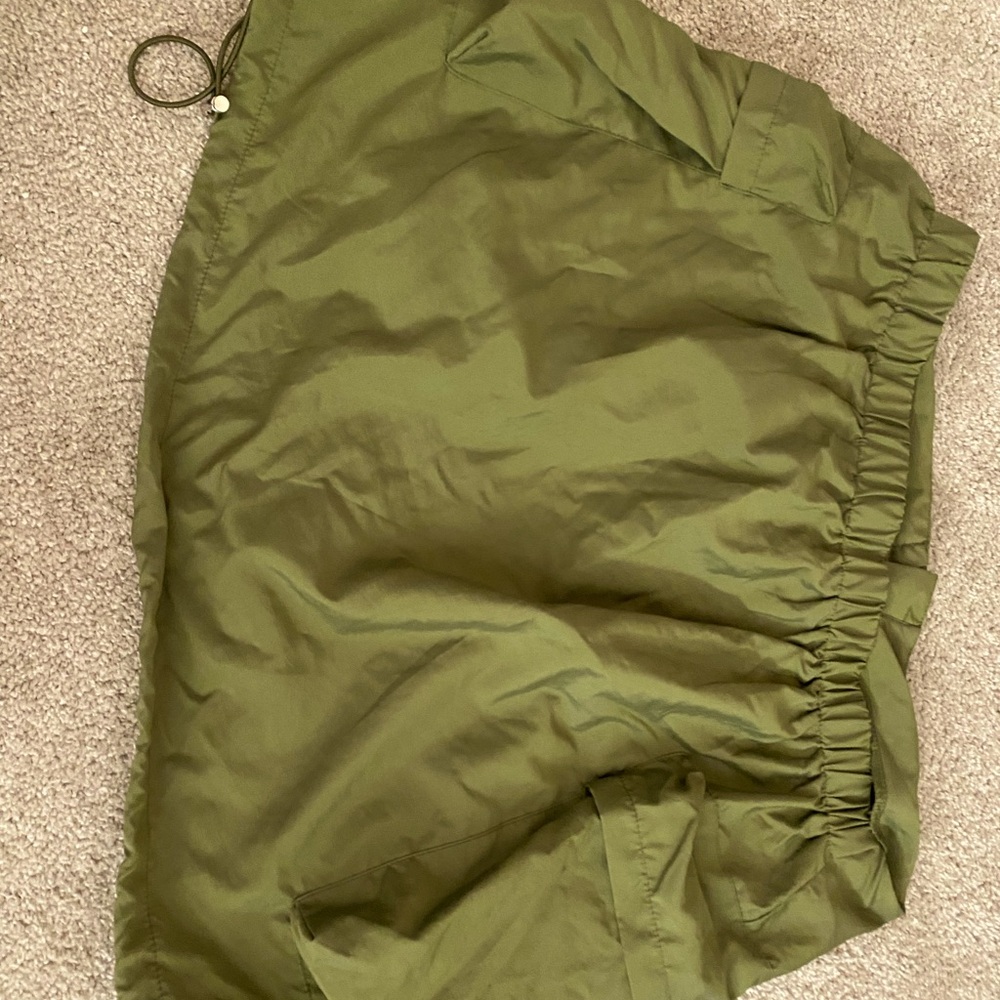 green cargo skirt